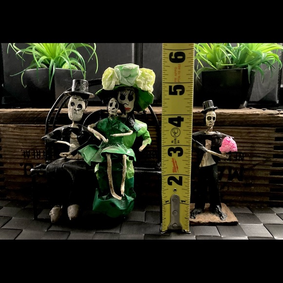 Day of the Dead Paper Maché Catrina Sculptures Dia de los Muertos Halloween - Picture 8 of 16